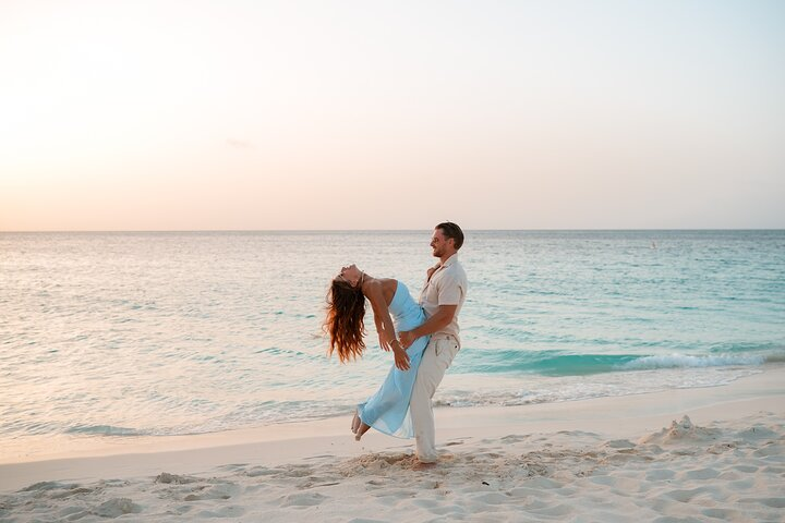 Private Vacation Photoshoot with Photographer in Destin - Photo 1 of 25